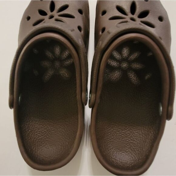 CLASSIC CROCS FULLY-MOLDED  - Picture 15 of 15